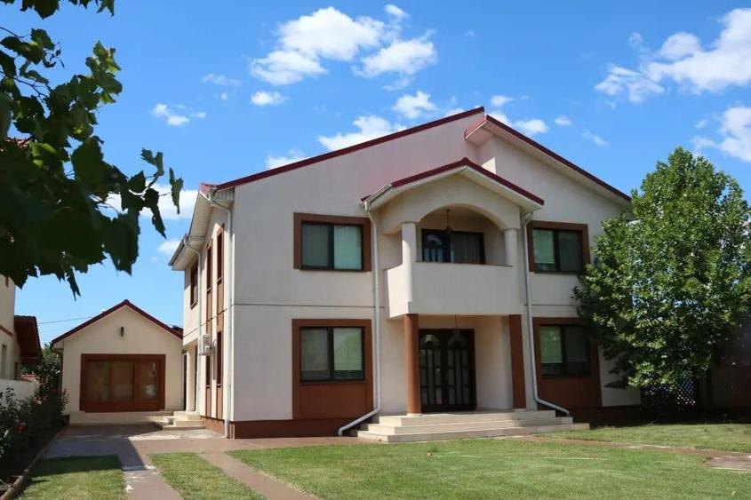 Casă cu 5 camere în Obor