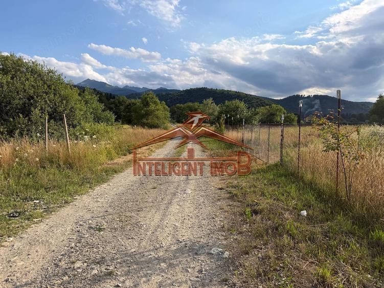 Teren de 2878 mp, în Sâmbăta de Sus