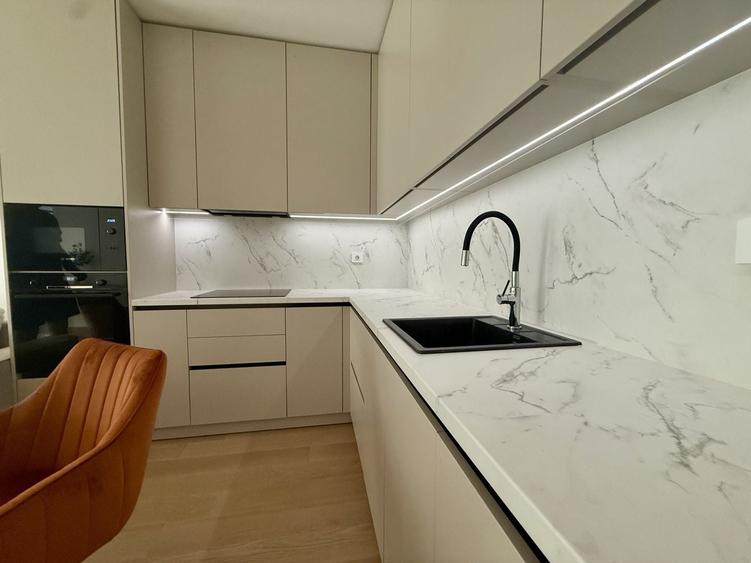 Apartament cu 2 camere decomandat, mobilat în Pipera