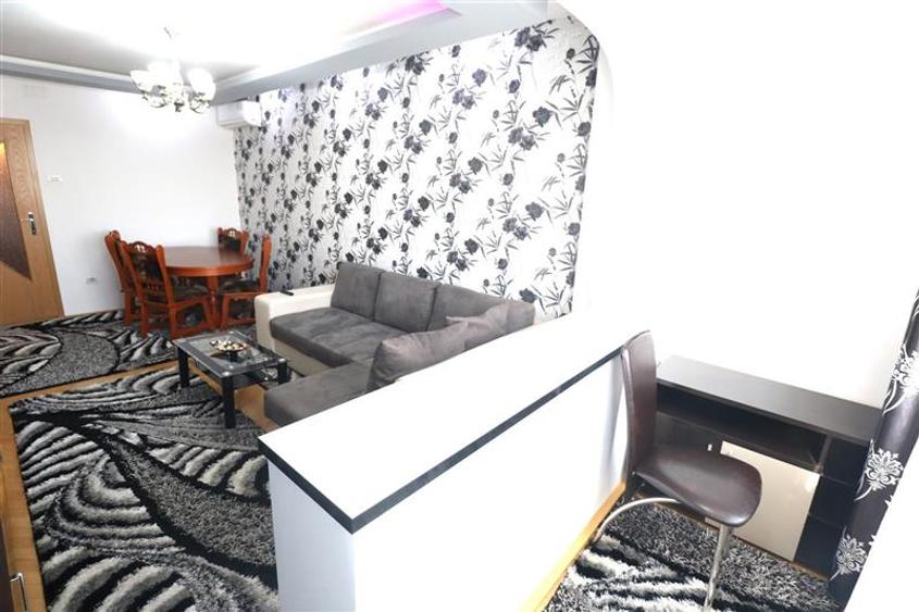 Apartament cu 2 camere decomandat în Cetății