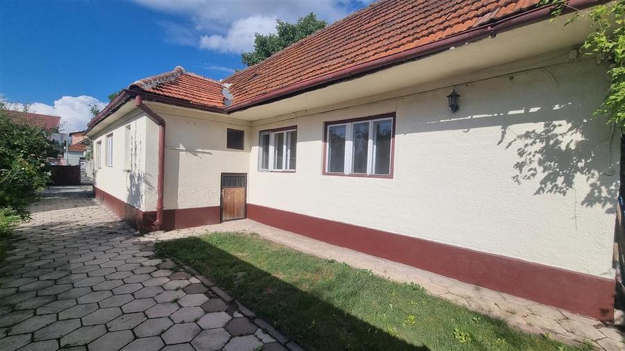 Casă individuală cu 3 camere cu Canalizare în Aurel Vlaicu