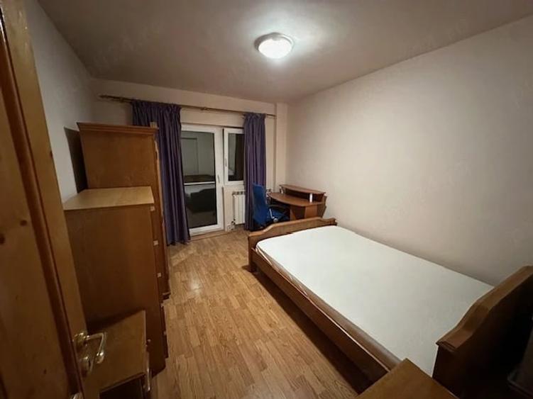Apartament cu 3 camere decomandat în Mărăști