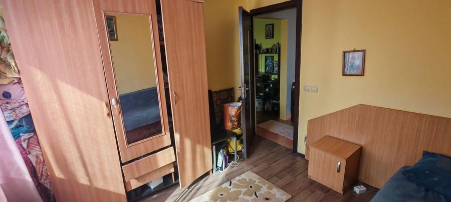 Apartament cu 2 camere nedecomandat în Rahova