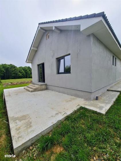 Casă cu 3 camere cu Teren 500 Mp în Alparea