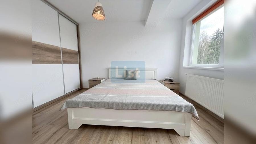Apartament cu 3 camere semidecomandat în Valea Lupului