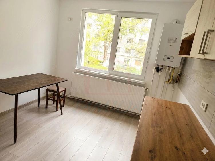 Vanzare apartament cu 2 camere la et 1, Micro 19, 30 mp, 45.000 EURO - 2