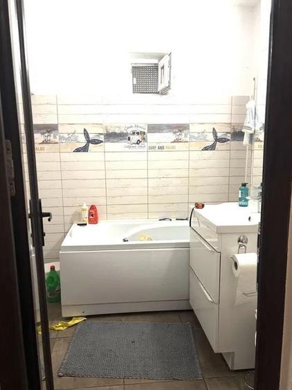 Apartament cu 2 camere decomandat, mobilat în Dacia