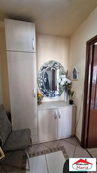 Apartament 2 camere zona centrala 75000 Euro negociabil - 8