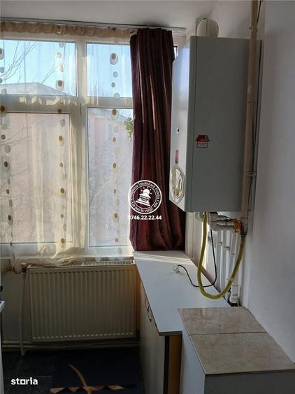 Apartament 2 camere, decomandat, etaj intermediar - Podu Ros - 9