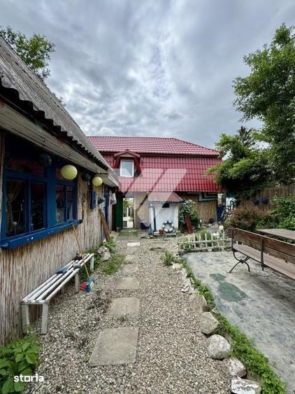 Casă cu 6 camere cu Teren 1130 Mp în Central