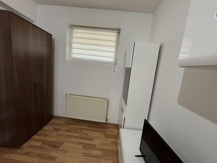 Casă cu 4 camere în Florești