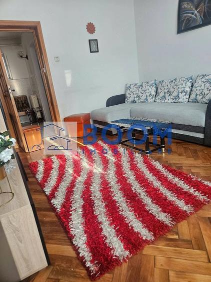 Apartament cu 3 camere în Traian