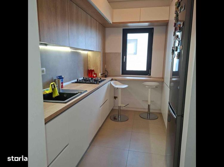 Apartament cu 3 camere în Calea Severinului