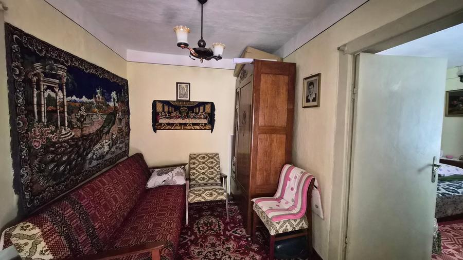 Casă individuală cu 3 camere cu Canalizare în Faleza Nord