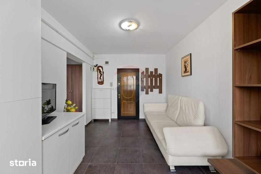 Apartament cu 2 camere, mobilat în Pârneava