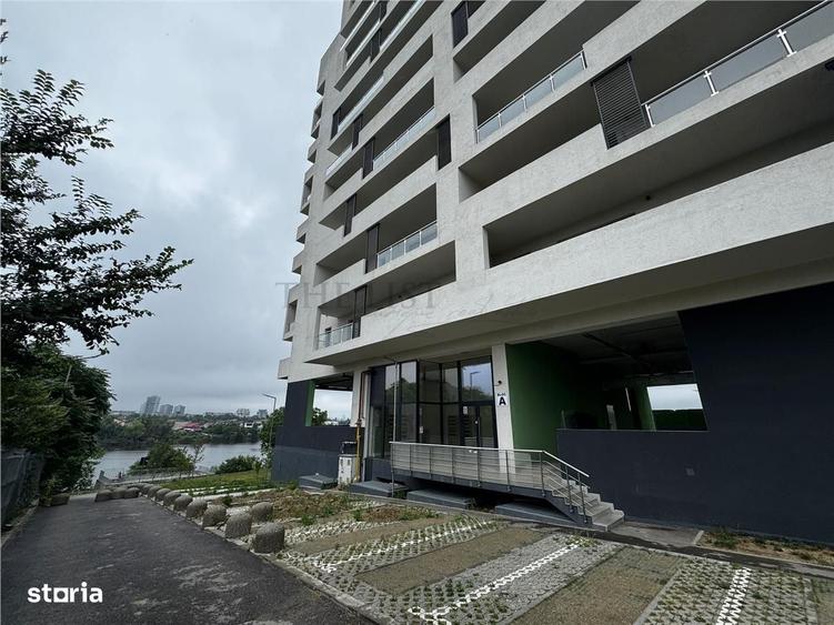 Apartament cu 4 camere în Fundeni