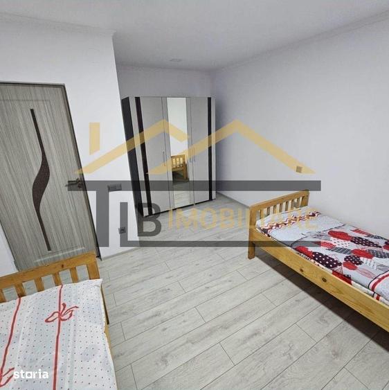 Casă cu 6 camere cu Teren 290 Mp în Criș