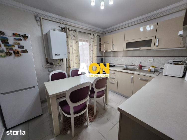 Apartament cu 3 camere în Cetate