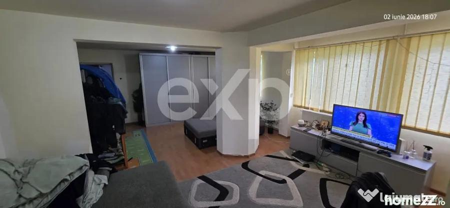 Casă cu 4 camere cu Teren 577 Mp în Aninoasa