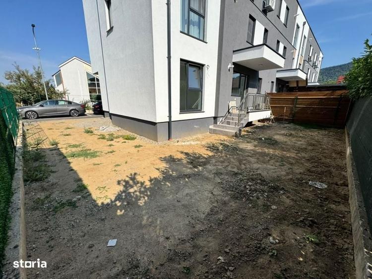 Apartament cu 3 camere în Ciupercenii Noi