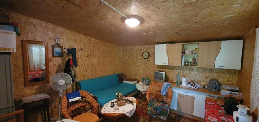 Cocorastii Colt intravilan 1381 mp , stradal, intre case la - 9