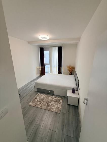 Apartament cu 3 camere decomandat, mobilat în Aradului