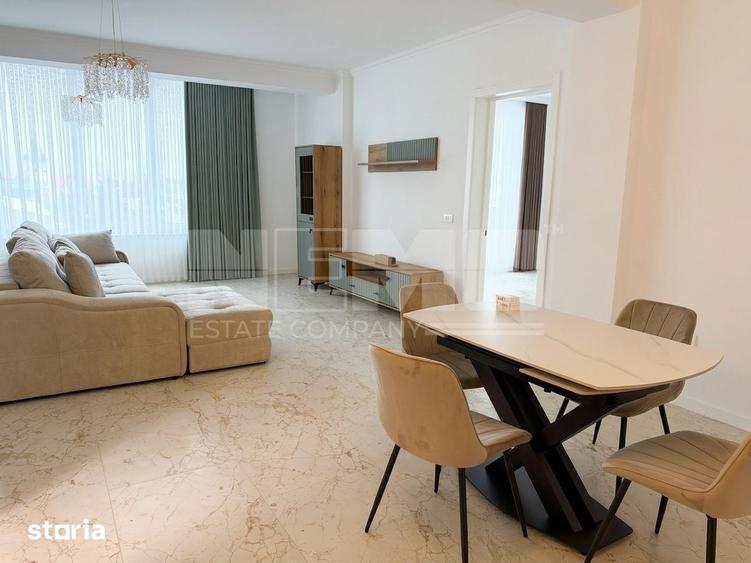 Apartament cu 3 camere semidecomandat în Central