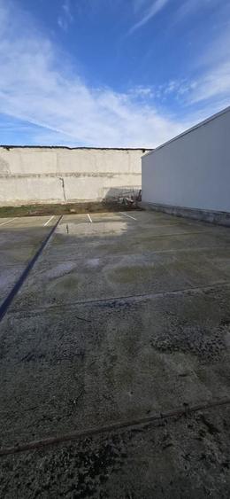 Spațiu comercial, de 200 mp, în Brâncoveanu