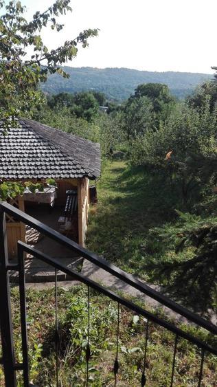 Casă individuală cu 7 camere cu Teren 2000 Mp în Breaza de Jos