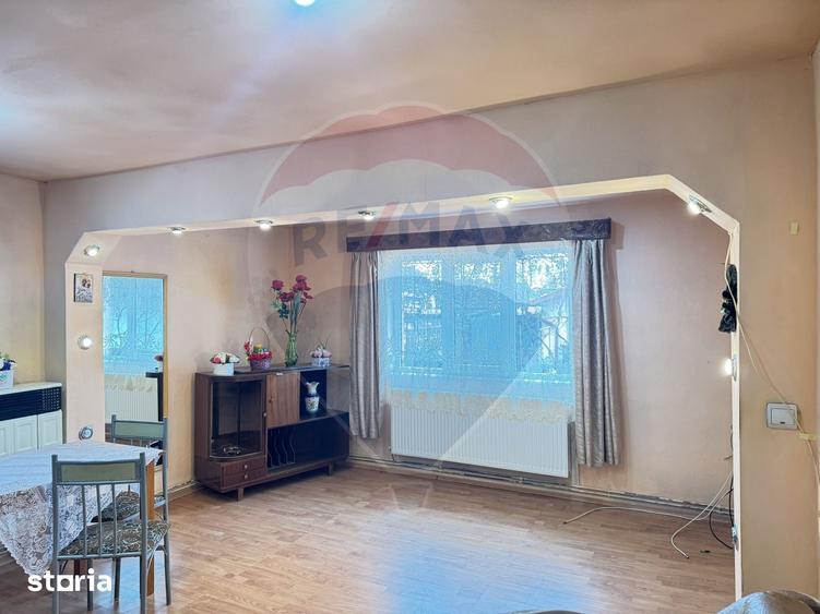 Casă cu 3 camere cu Teren 356 Mp în Central