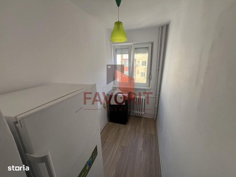 Apartament cu 3 camere semidecomandat, mobilat în Șagului