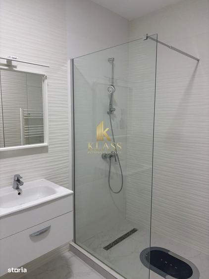 Apartament cu 2 camere, mobilat în Central — fotografia 1