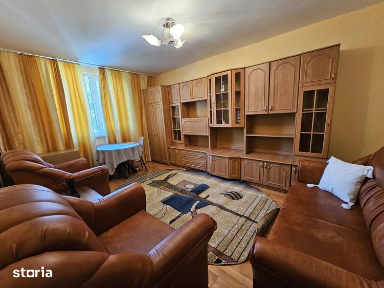 Apartament cu 2 camere decomandat în Central