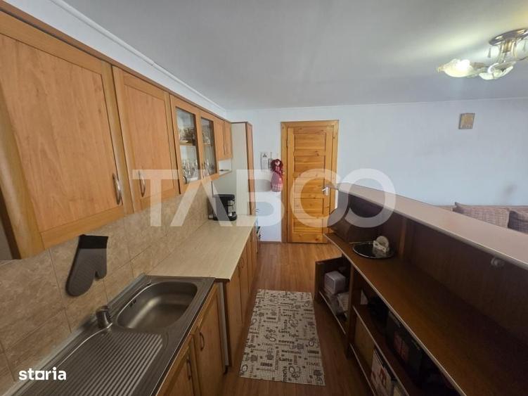 Apartament cu 2 camere semidecomandat în Paltin
