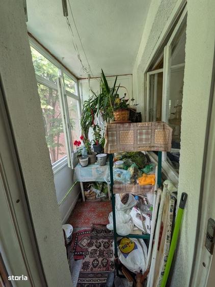 Apartament cu 3 camere decomandat în Valea Rosie