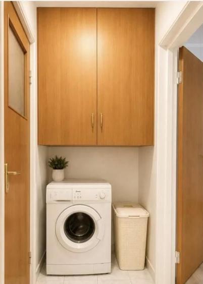 Apartament cu 3 camere decomandat, mobilat în Tei