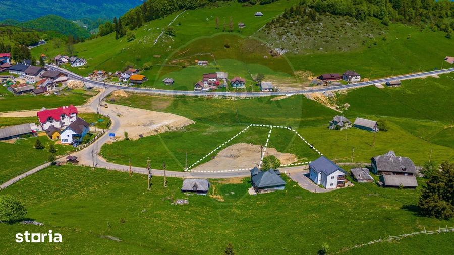 Teren de 3962 mp, în Fundata