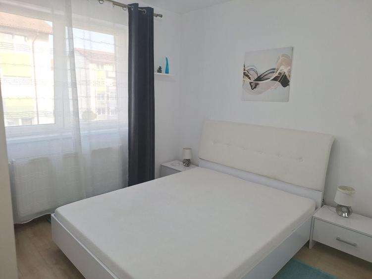 Apartament cu 2 camere decomandat în Ludoș