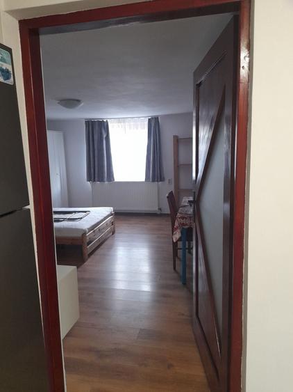 Garsonieră decomandată în Gruia