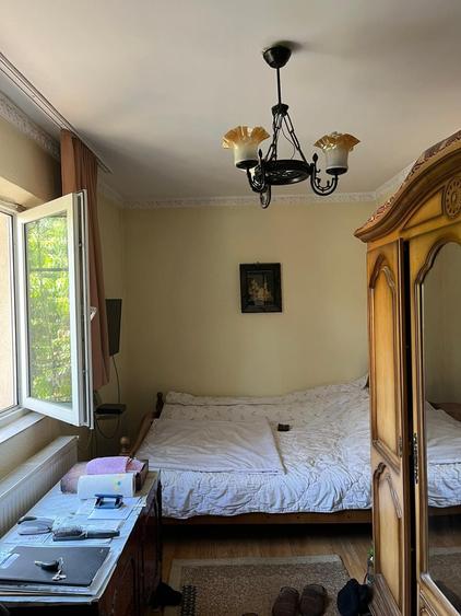 Casă cu 3 camere în Central