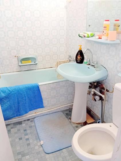 Apartament cu 3 camere decomandat în Țiglina 2