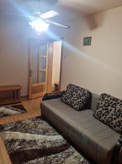 Inchiriez apartament cu o camera si balcon zona centrala - 4
