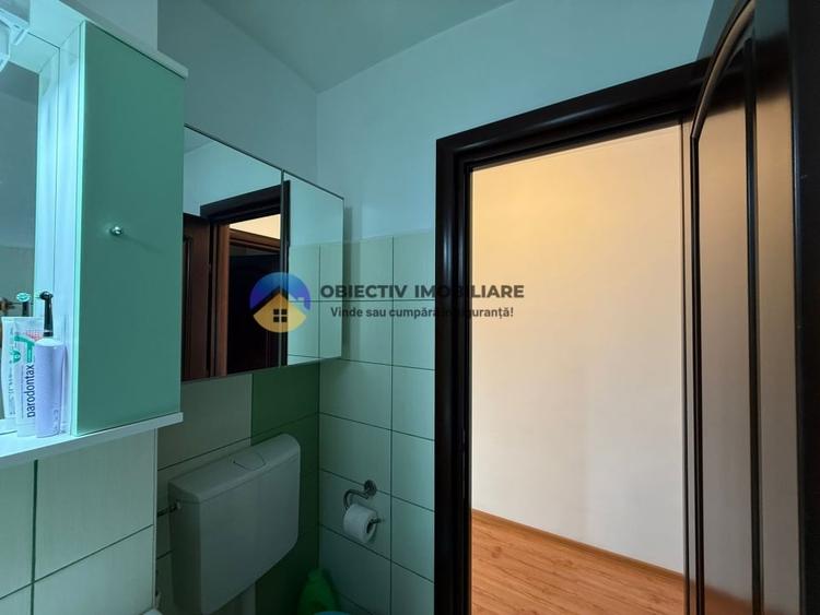Apartament cu 2 camere decomandat, mobilat în Central