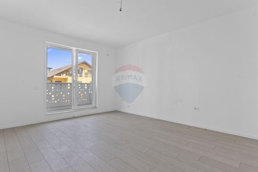 Apartament cu 3 camere de vânzare și parcare, bloc nou, zona Giroc - 8