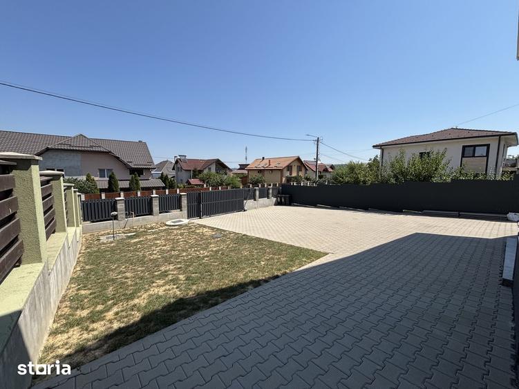 Casă cu 5 camere cu Teren 500 Mp în Apahida