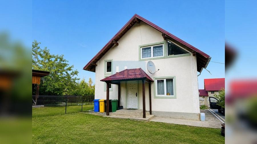 Casă cu 4 camere cu Teren 1000 Mp în Clit