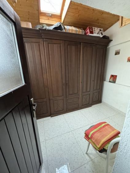 Duplex cu 4 camere cu Canalizare în Democrației