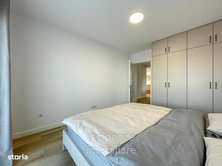 Apartament cu 4 camere semidecomandat în Borhanci