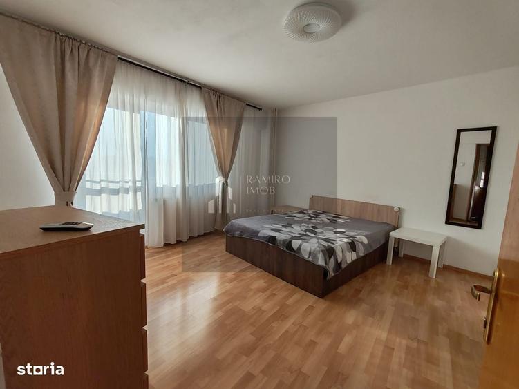 Garsonieră decomandată în Costin Georgian