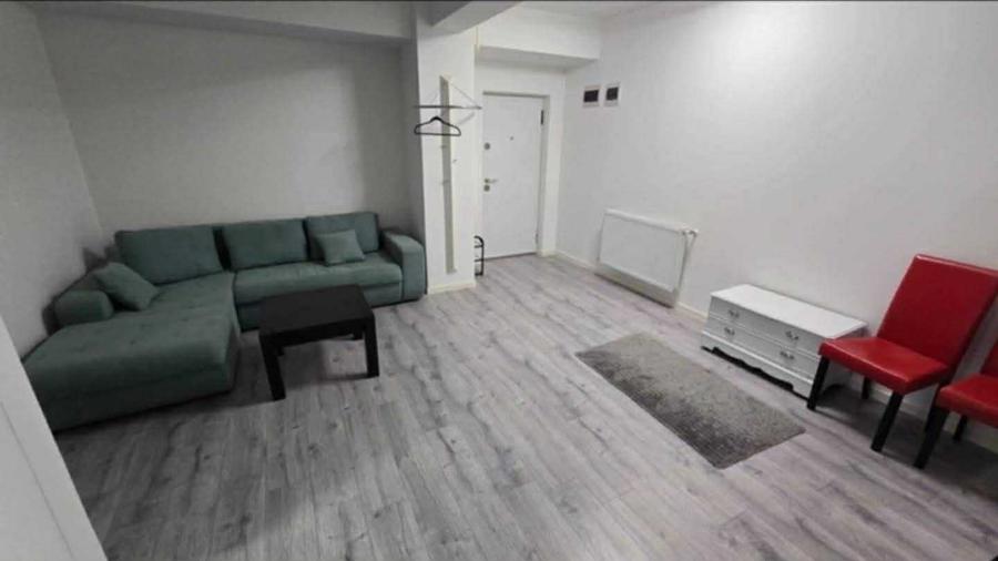 Apartament cu 3 camere decomandat în Sfântu Ilie